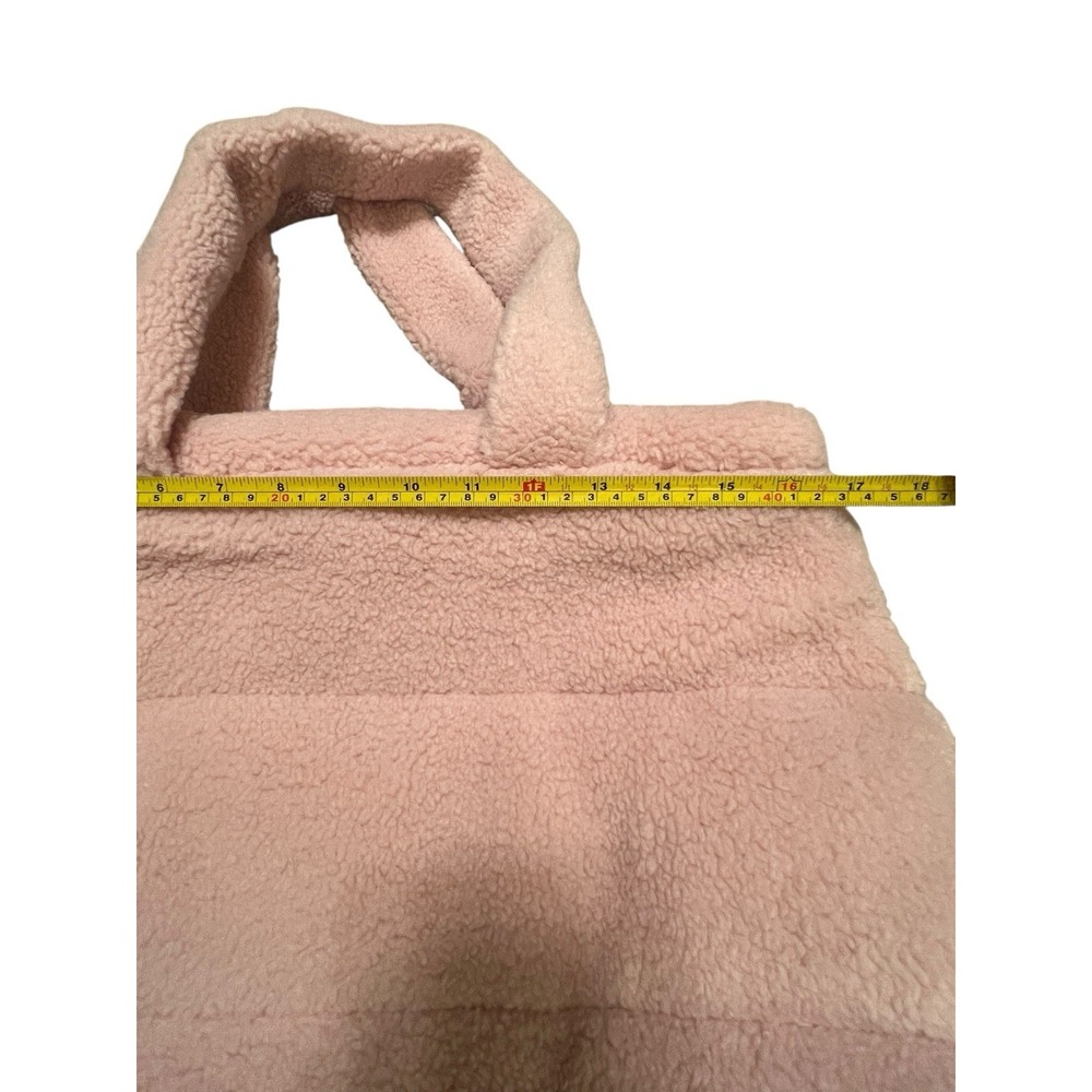 New VICTORIAS SECRET PINK BLUSH SHERPA FLEECE LOGO TOTE BAG with ZIPPER - Picture 6 of 11